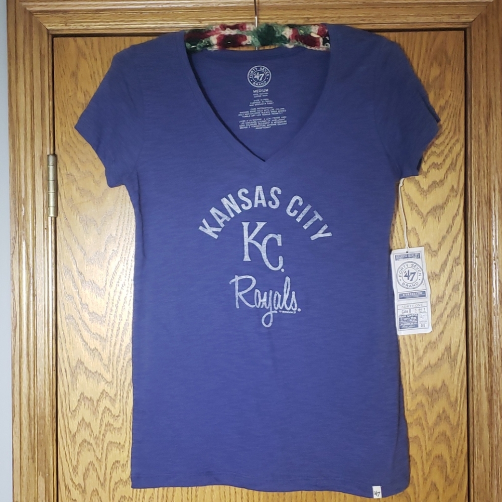 Kansas City KC Royals V-Neck Tee **NWT**
